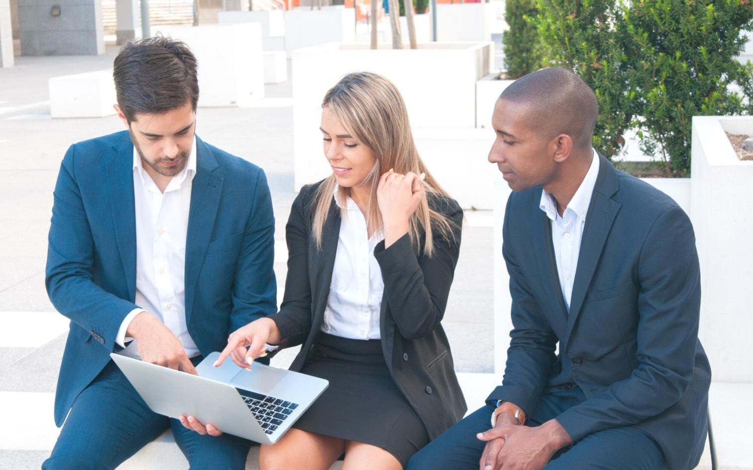 Collaboration technique entre équipes partenaires sur solutions de sécurité bancaire